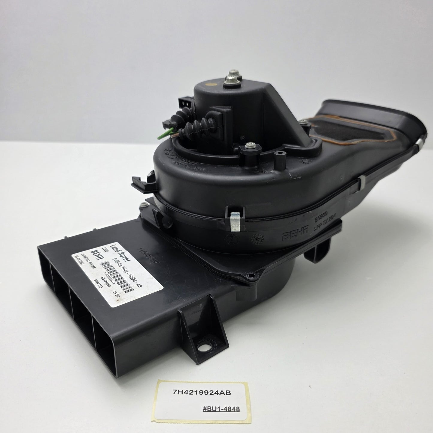2006-2012 Land Rover Range Rover L322 REAR HVAC BLOWER MOTOR 7H4219924AB
