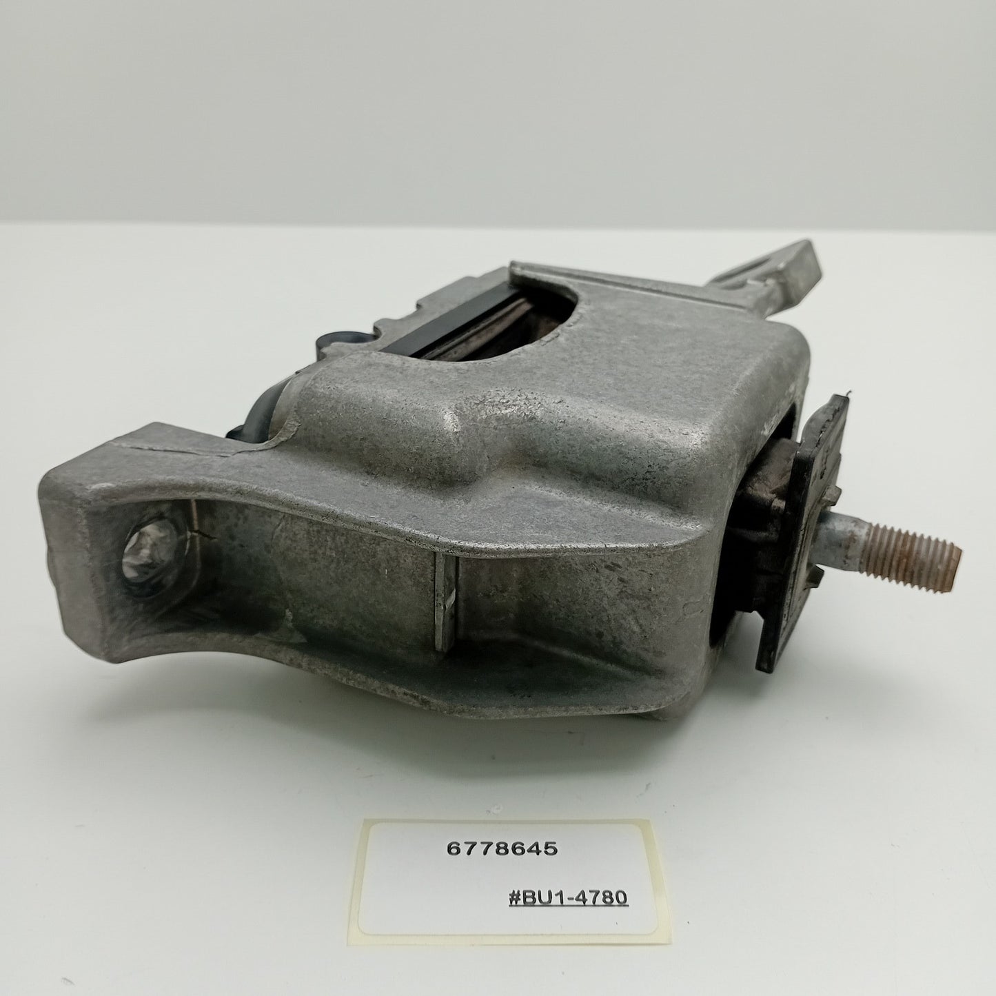 2007-2013 MINI R56 Engine Mount 6778645