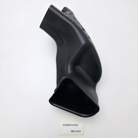 2014-2020 Mercedes-Benz GLA FRONT RIGHT LEGROOM AIR DUCT LHD A2468310546