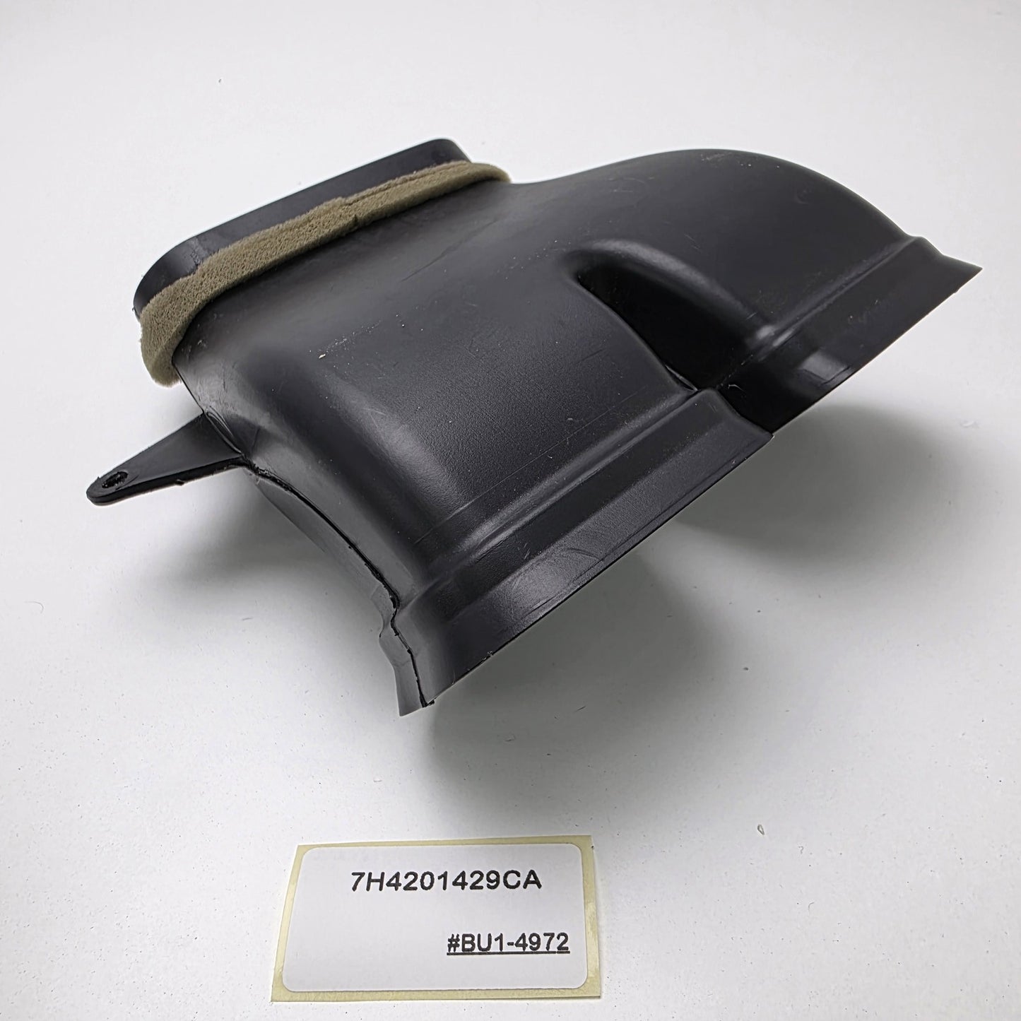 2001-2012 Land Rover Range Rover L322 Air intake duct 7H4201429CA