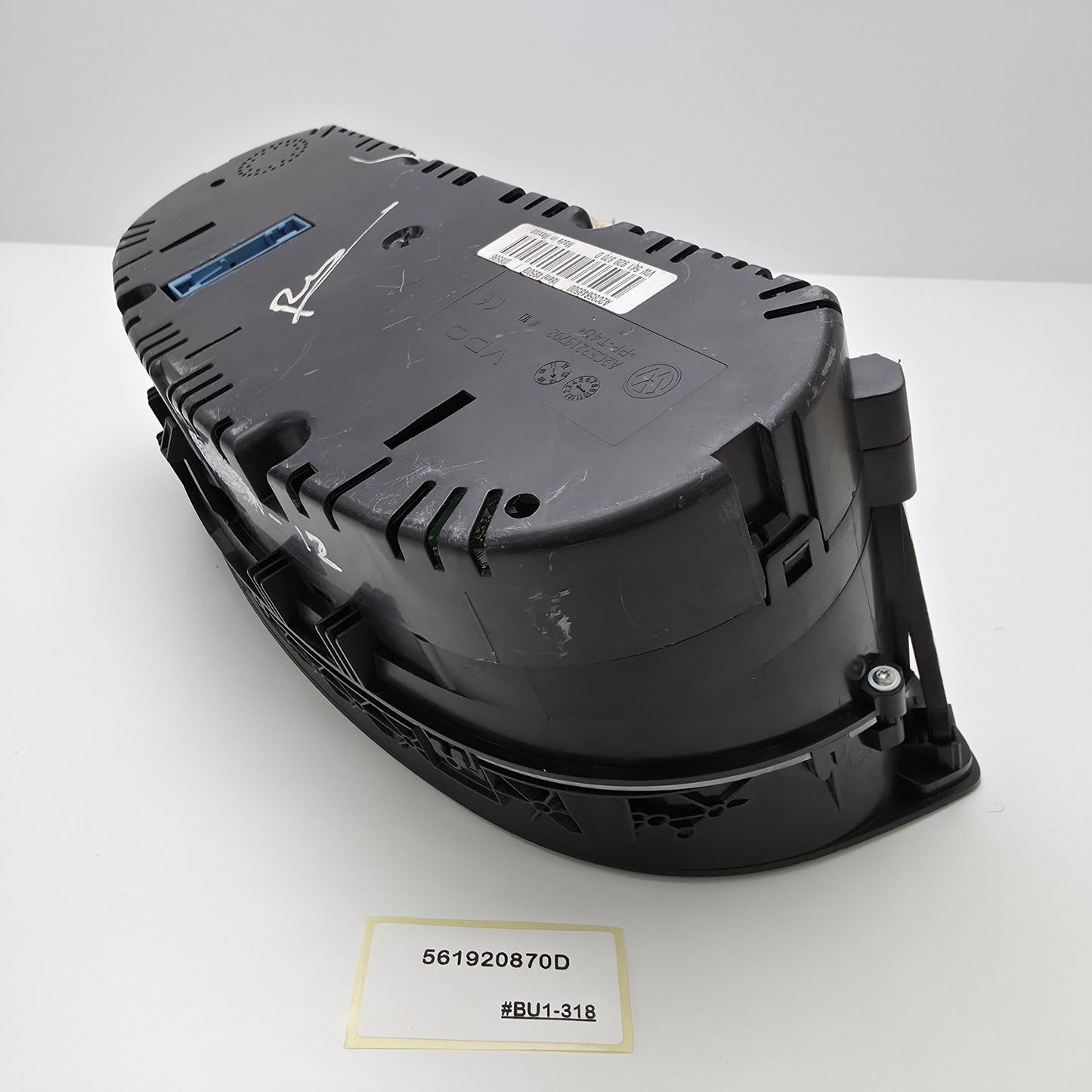 2015-2019 Volkswagen Passat Speedometer Cluster 561920870D