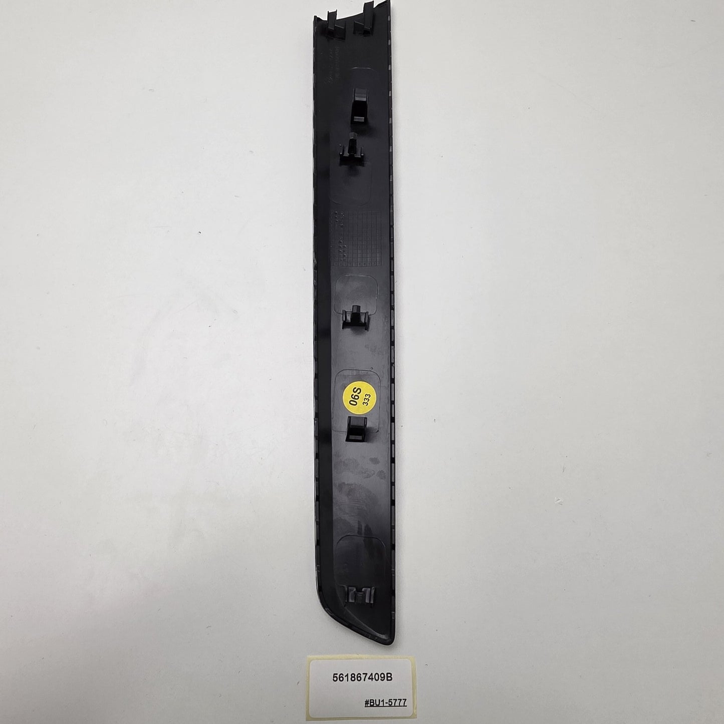 2012-2015 Volkswagen Passat Front Door Trim Molding 561867409B