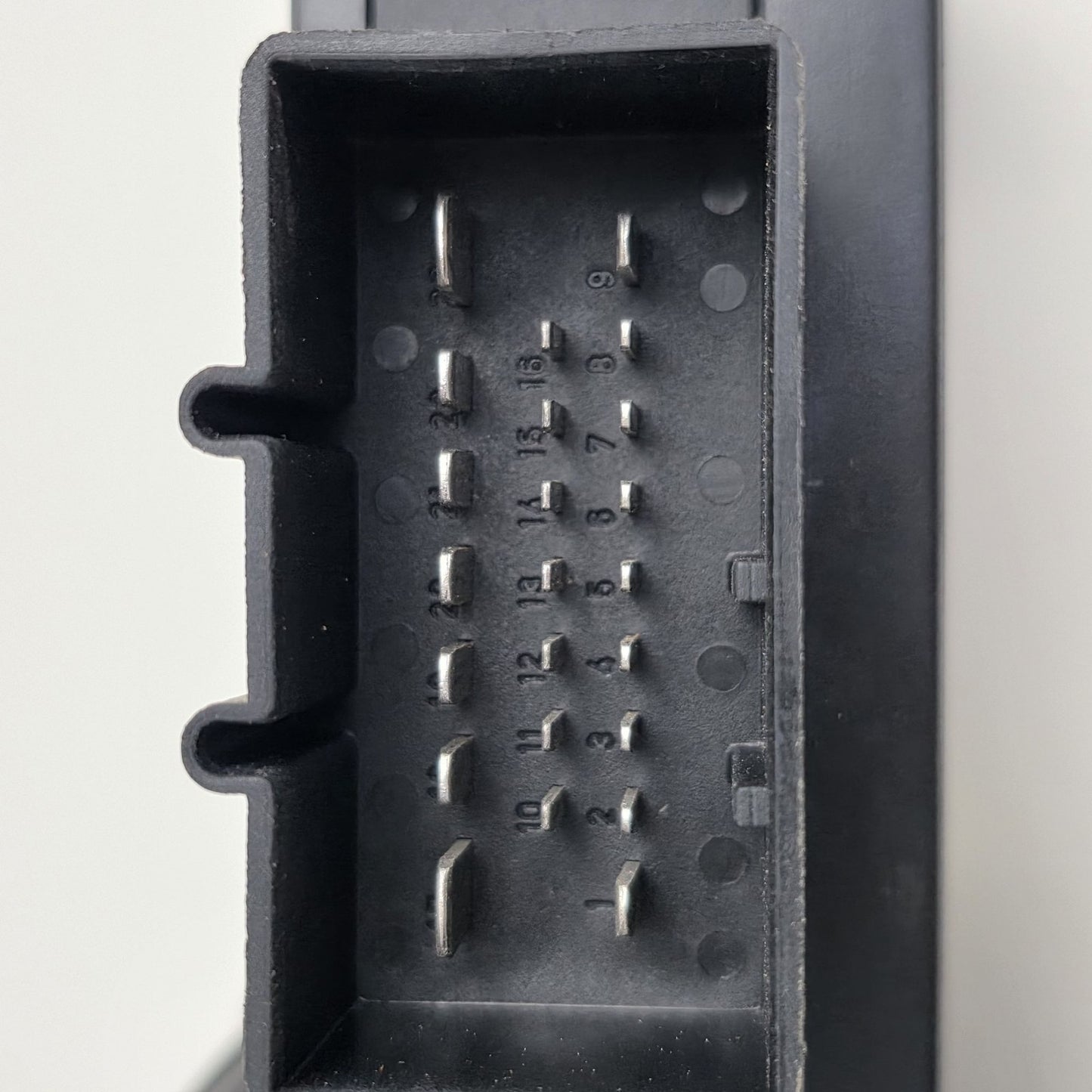 2011-2018 Bentley Continental GT Control Unit For Opening Boot Lid 3W3909610