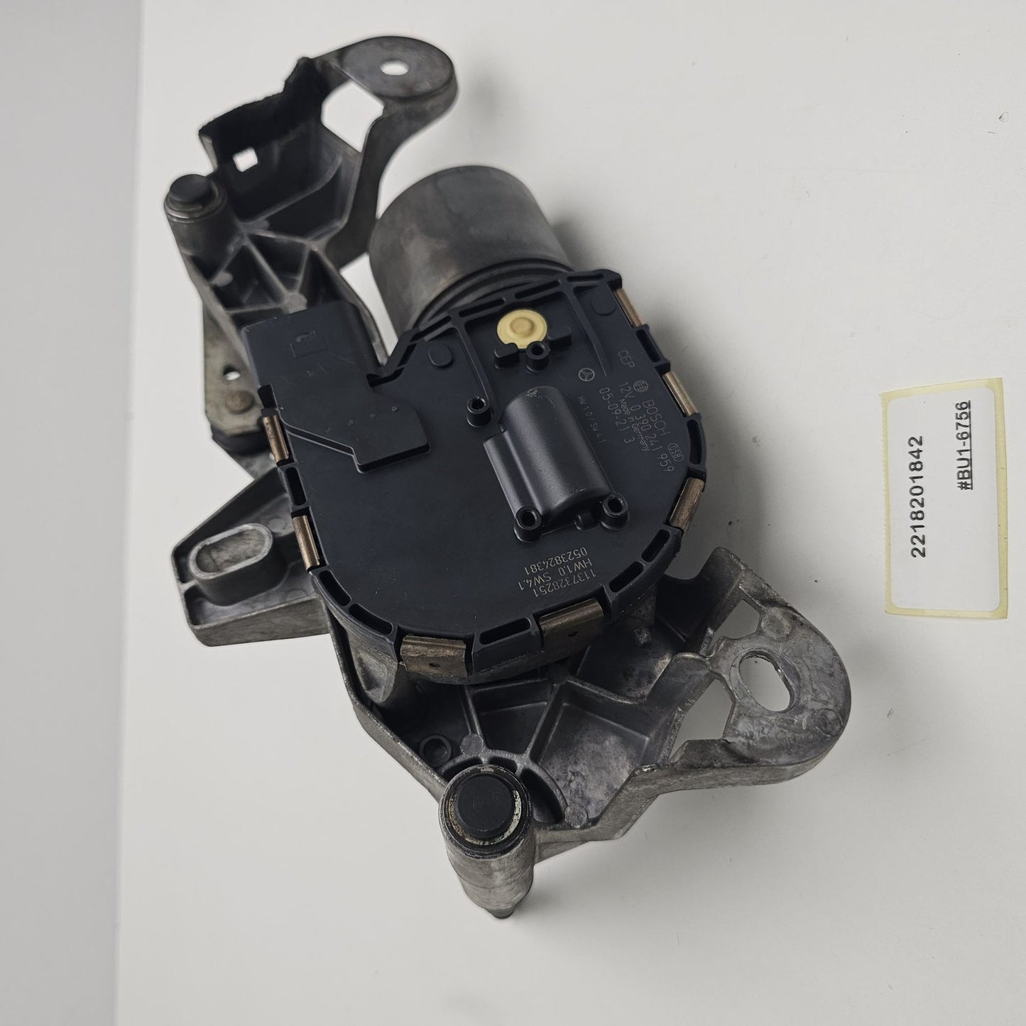 2007 Mercedes-Benz SLR Right Windshield Wiper Motor 2218201842