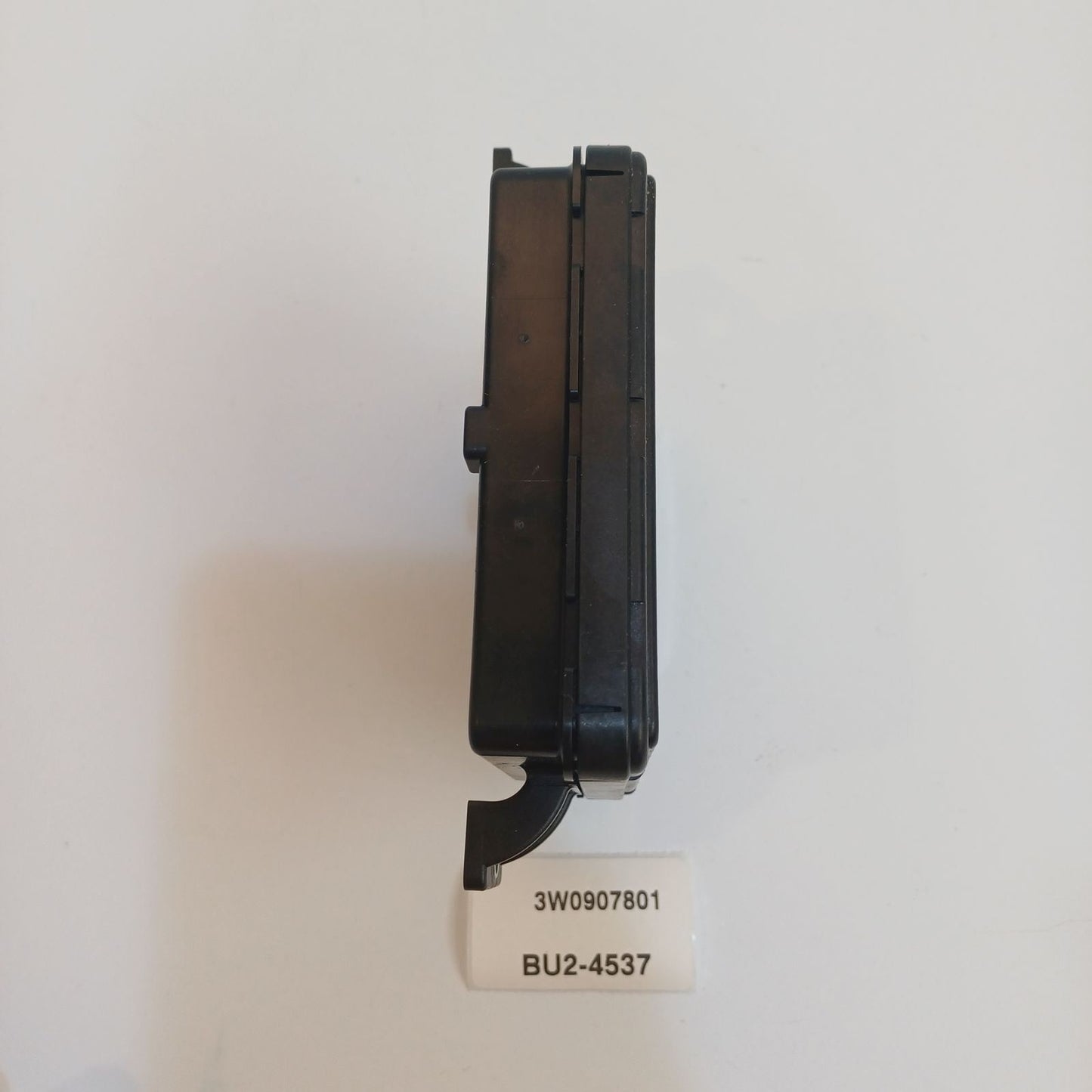 2006-2013 Bentley Flying Spur Electronic Parking Brake Module 3W0907801
