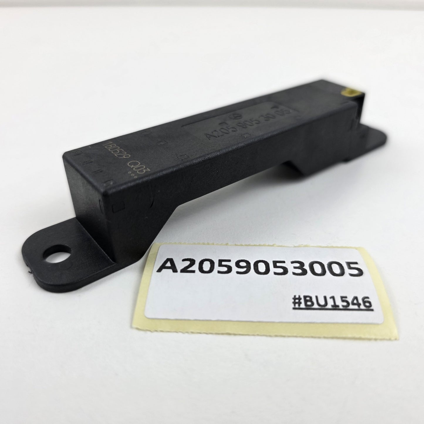 2014-2021 Mercedes-Benz C300 Keyless Go Antenna Receiver A2059053005