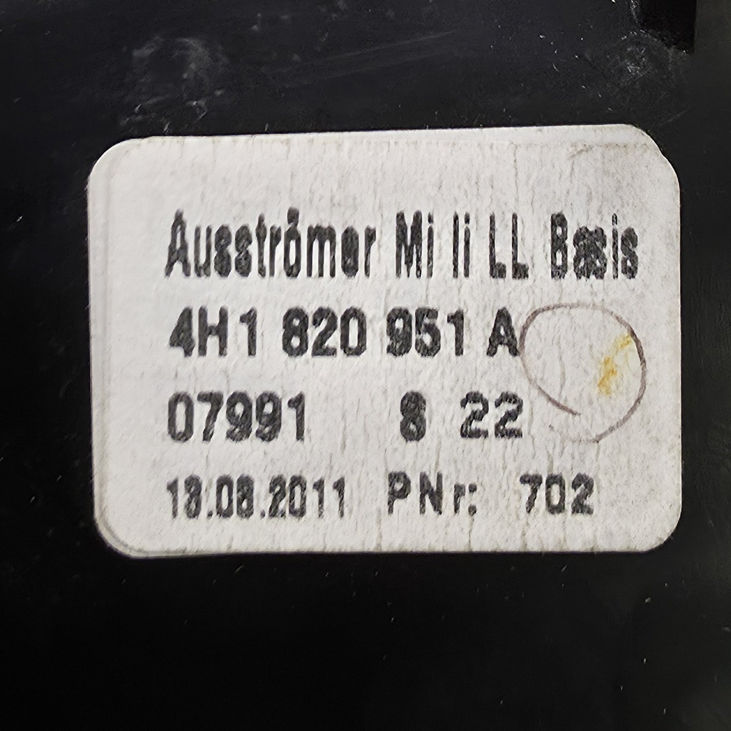 2011-2017 Audi S8 Left Center Dash Air Vent 4H1820951A