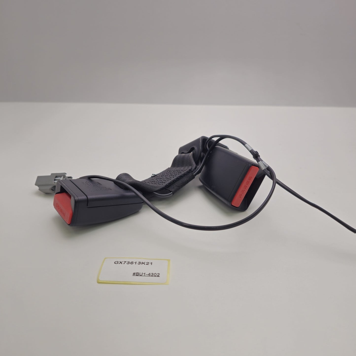 2015-2024 Jaguar XF Rear Twin Seatbelt Buckle GX73613K21