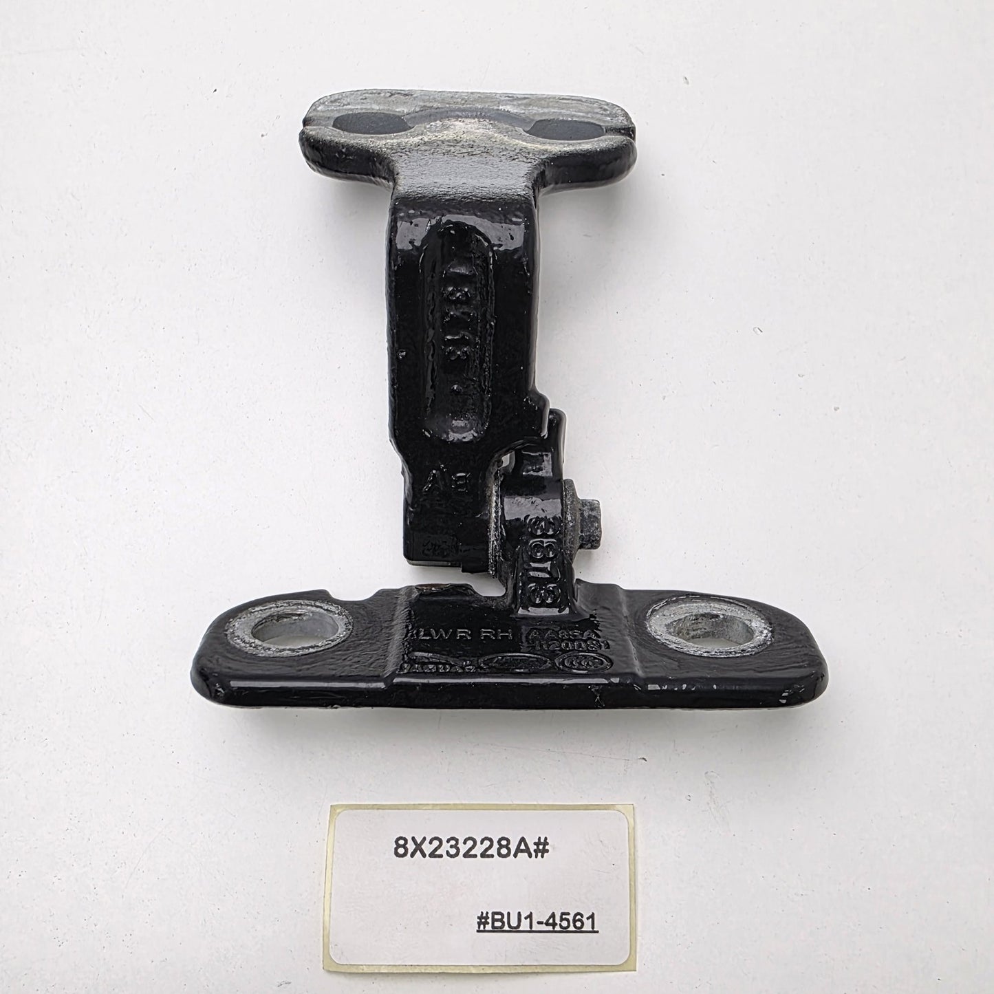 2009-2015 Jaguar XF Door Hinge Set 8X23228A