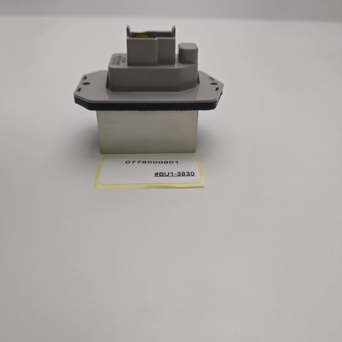 2005-2016 Land Rover Discovery Blower Motor Resistor 0778000901