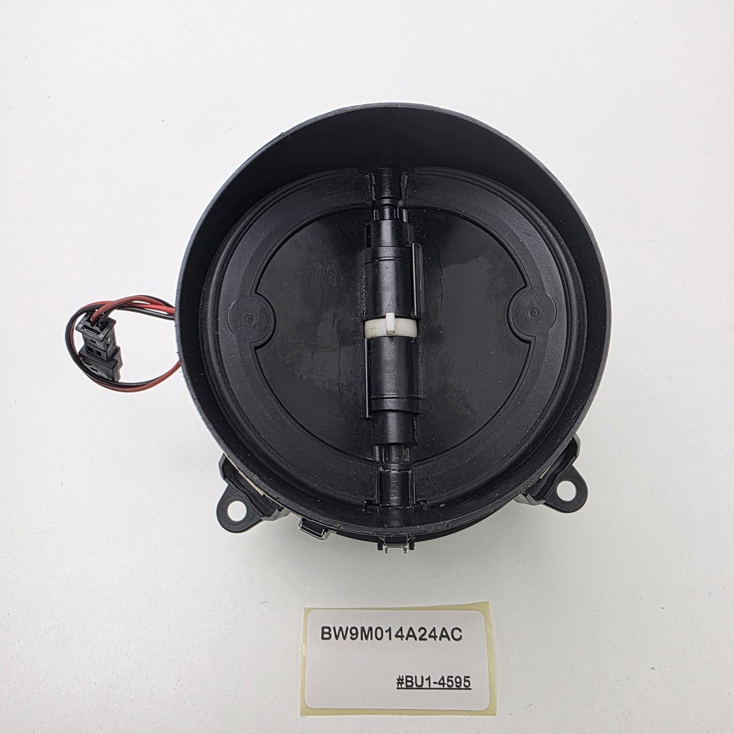 2010-2019 Jaguar XJ RIGHT AC VENT BW9M014A24AC
