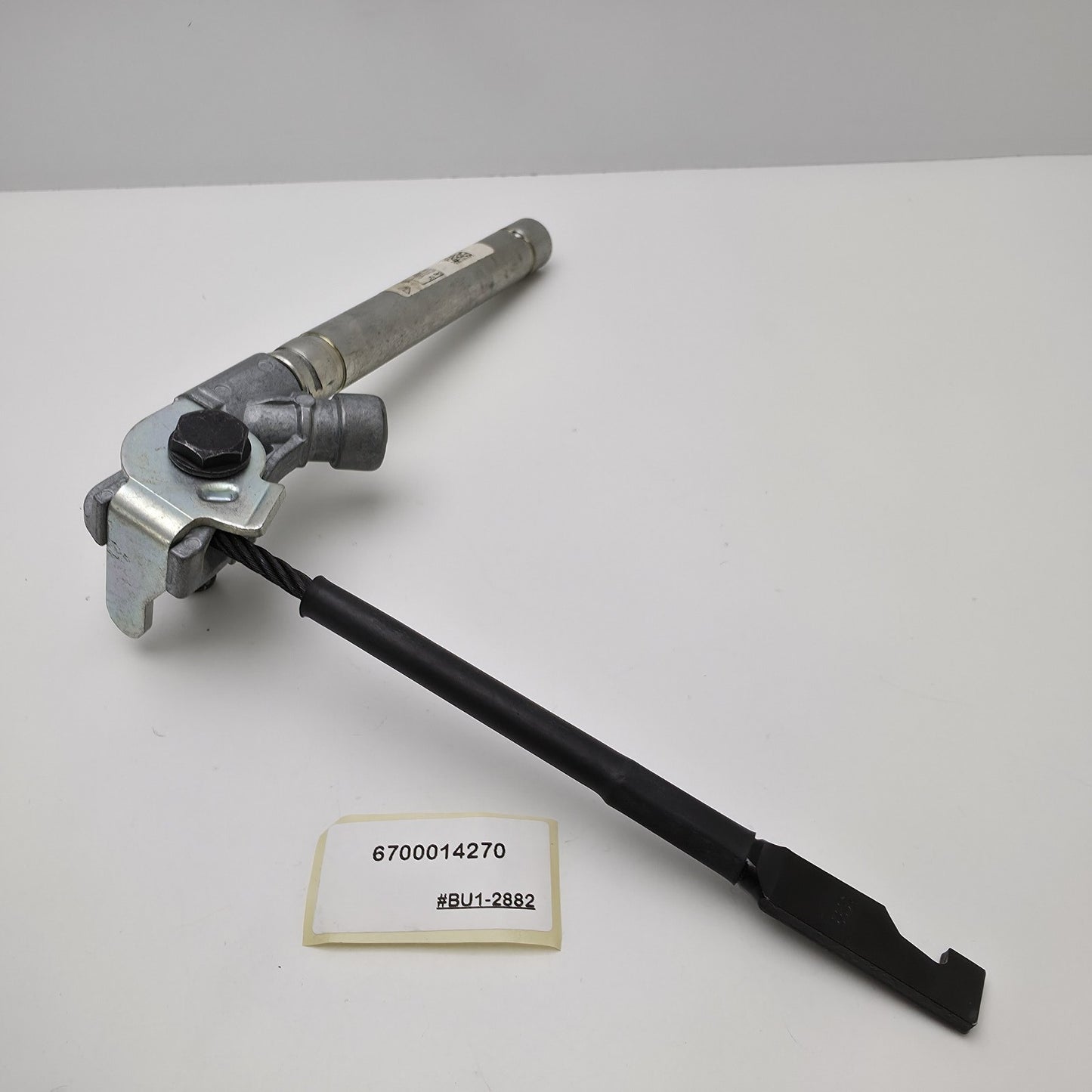 2013-2024 Maserati Quattroporte Front Right Seat Belt Buckle 6700014270
