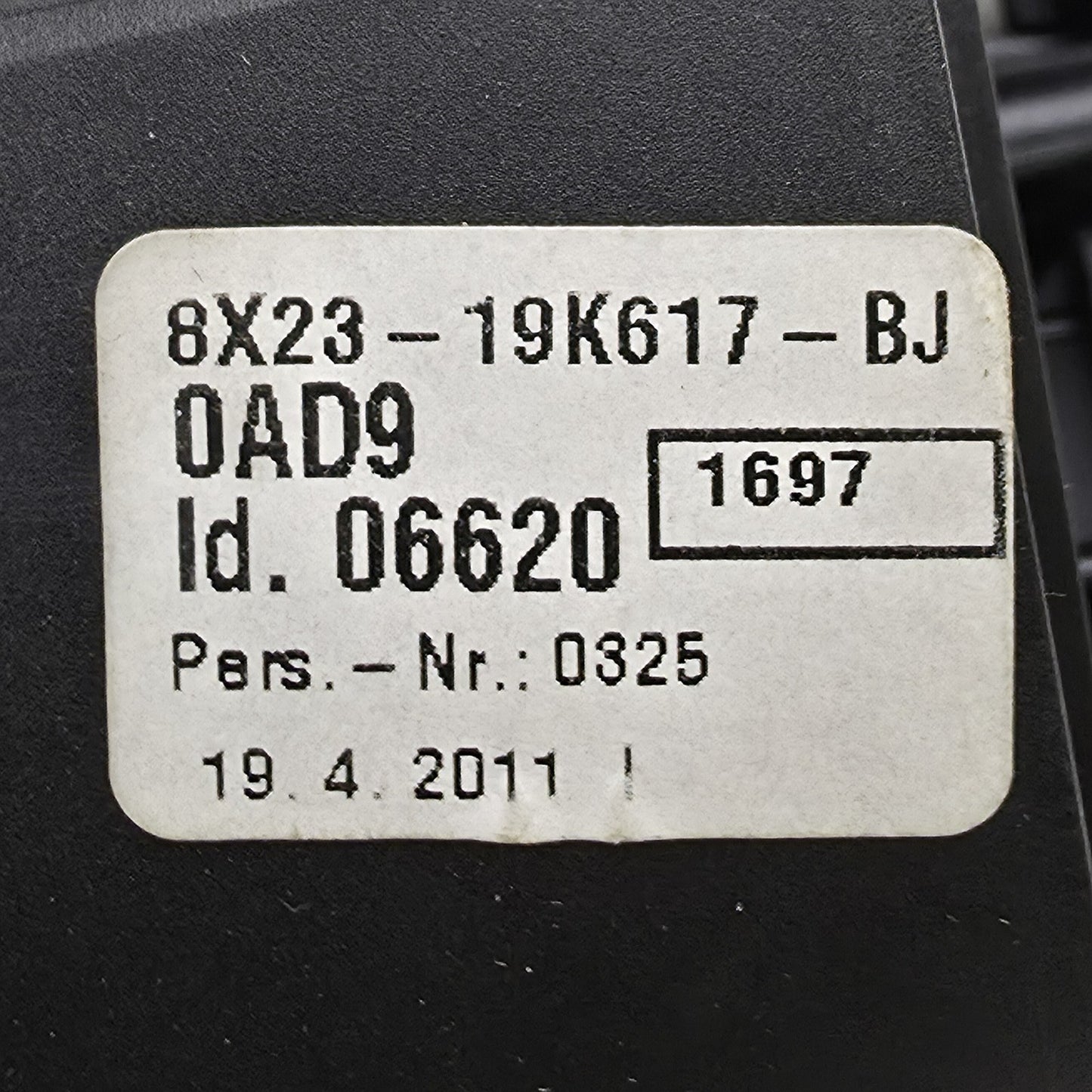 2008-2011 Jaguar XFR Centre Dashboard Air Vent 8X2319K617BJ