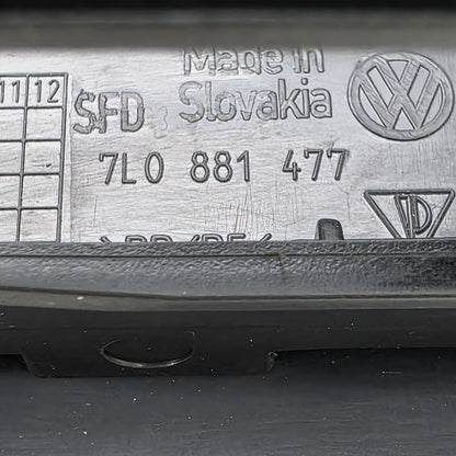 2006-2010 Audi Q7 Front Left Driver Seat Rail Trim Cover 7L0881477