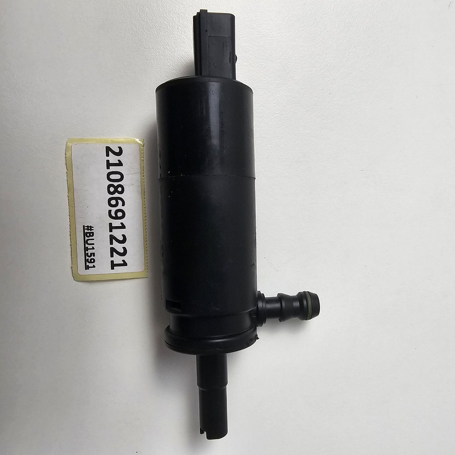 2000-2014 Mercedes Benz Universal Headlight Washer Pump 2108691221