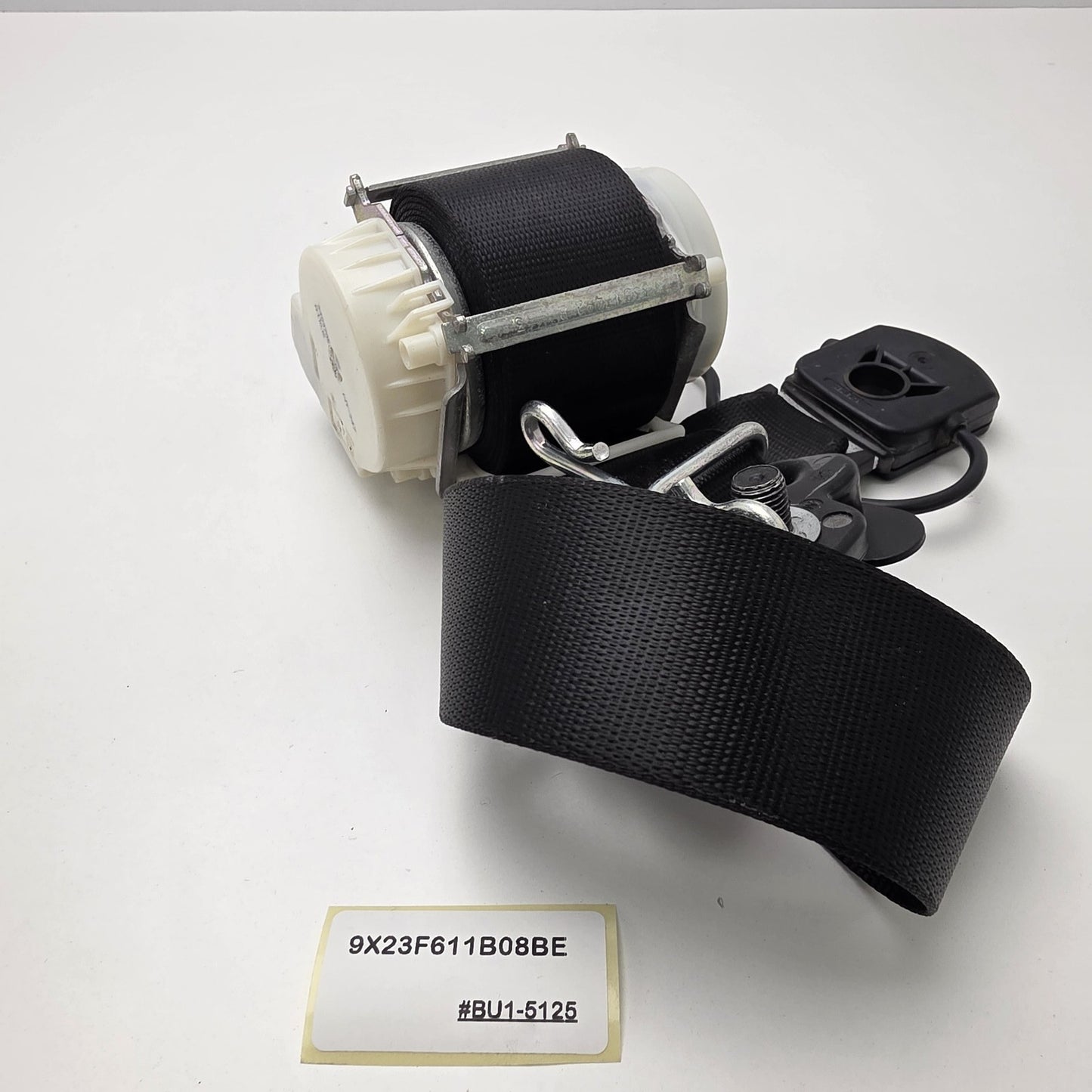 2008-2015 Jaguar XF FRONT RIGHT PASSENGER SEAT BELT 9X23F611B08BE