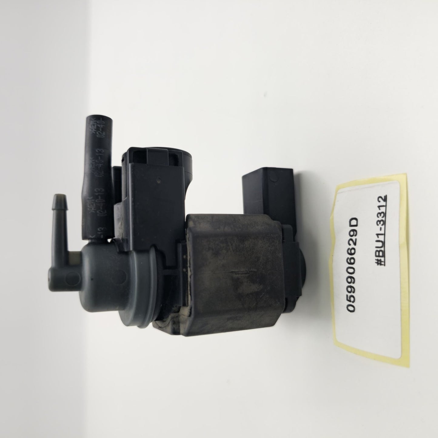 2013-2015 Audi A8 Mounting COOLER DIESEL 059906629D