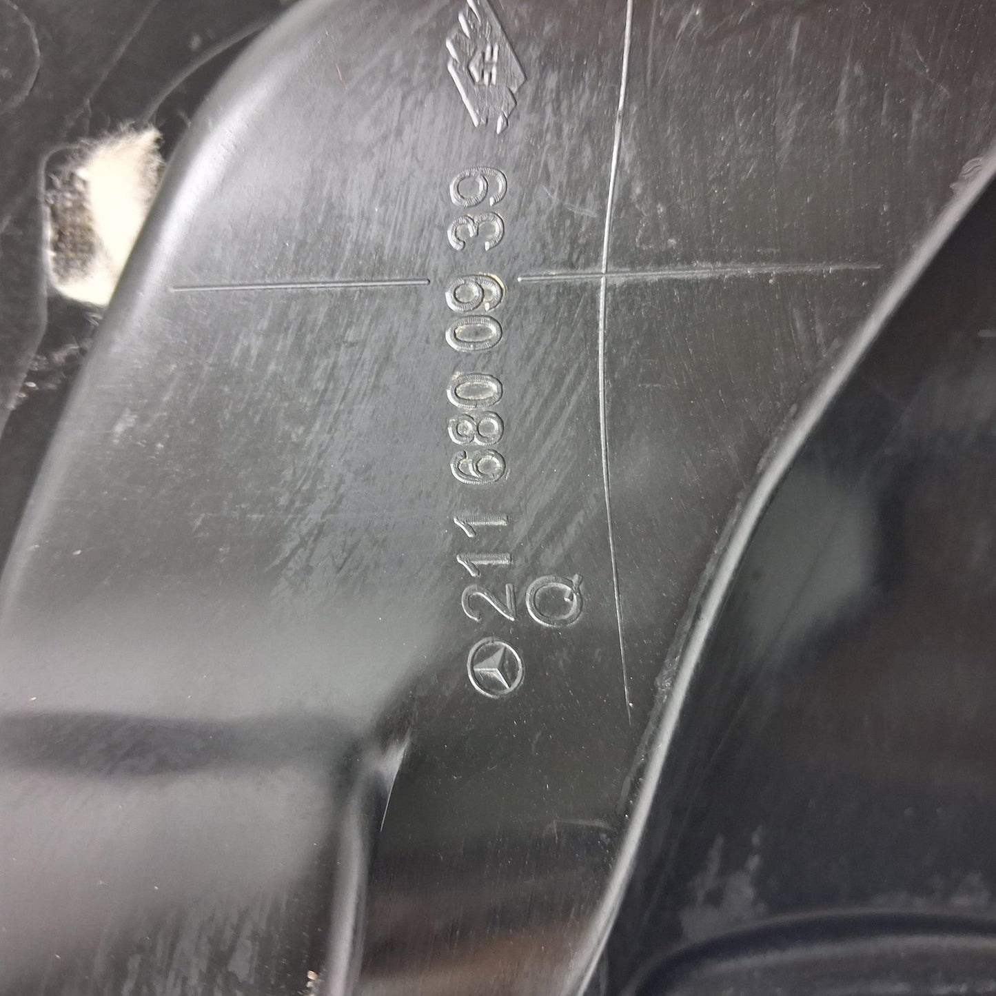 2003-2007 Mercedes-Benz E320 Left Knee Bolster Panel 2116800939