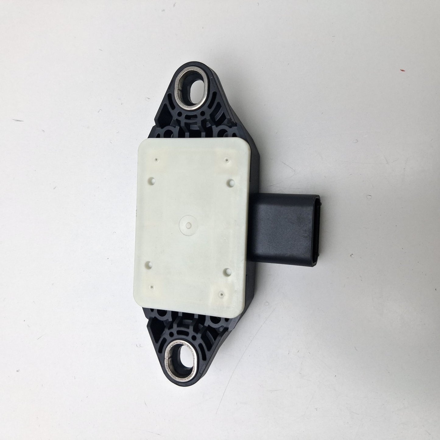 2011-2015 Chevrolet Volt Yaw Rate Sensor 13587220