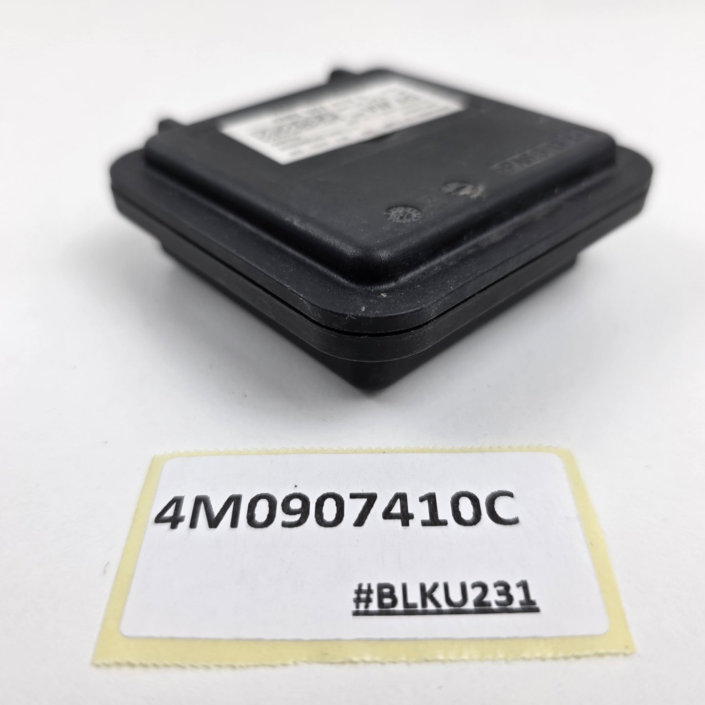 2018 Audi A4 HOMELINK GARAGE DOOR OPENER MODULE 4M0907410