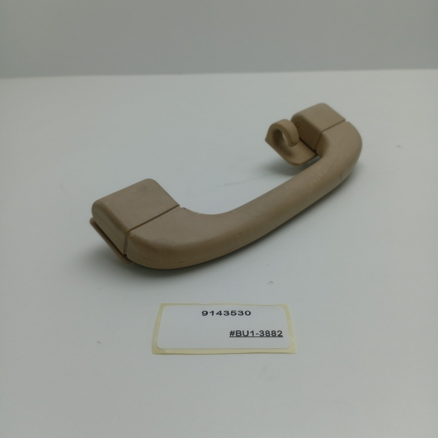 2005-2011 BMW E90 REAR RIGHT OVERHEAD INTERIOR GRAB HANDLE 9143530