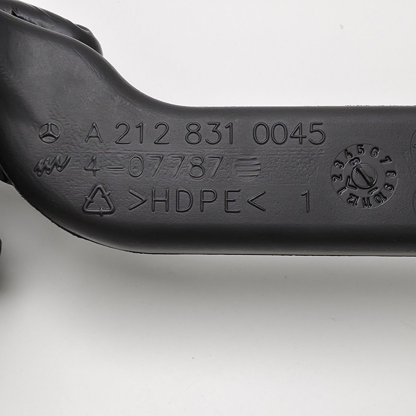 2006-2018 Mercedes-Benz CLS Glove Compartment Vent Duct A2128310045