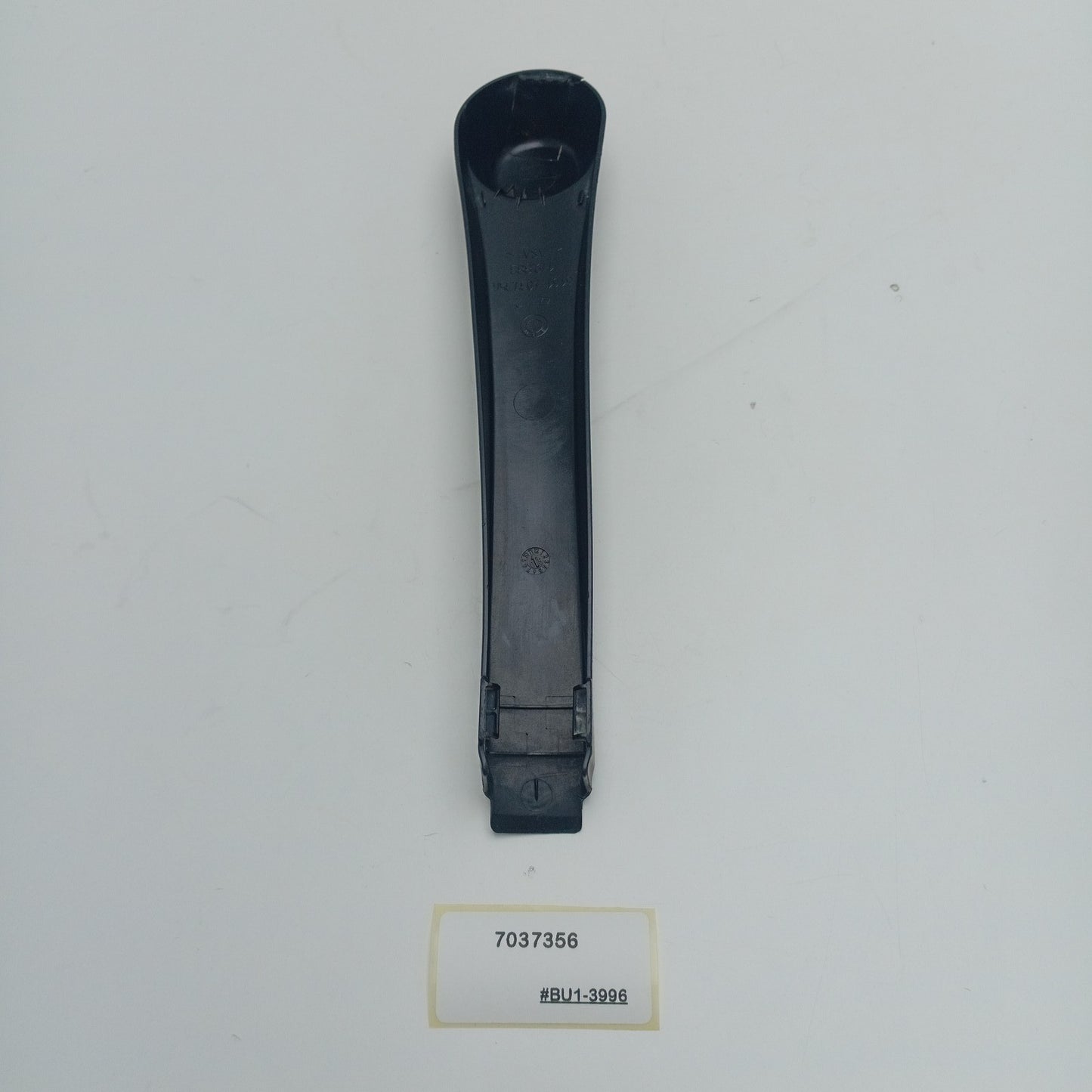 2004-2010 BMW E60 Windshield Wiper Arm Cover 7037356