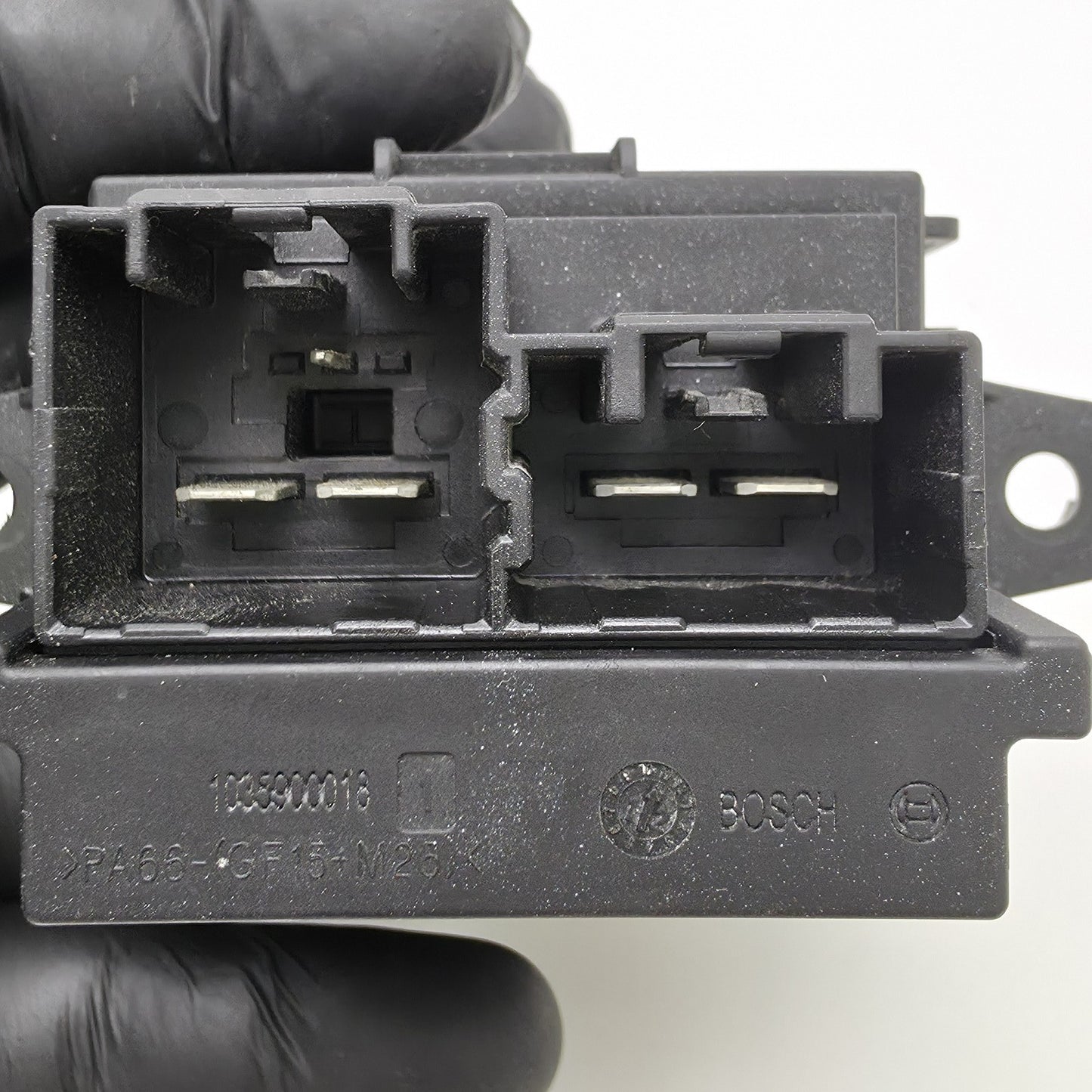 2012-2024 Maserati Quattroporte Interior Heater Blower Resistor F011500092