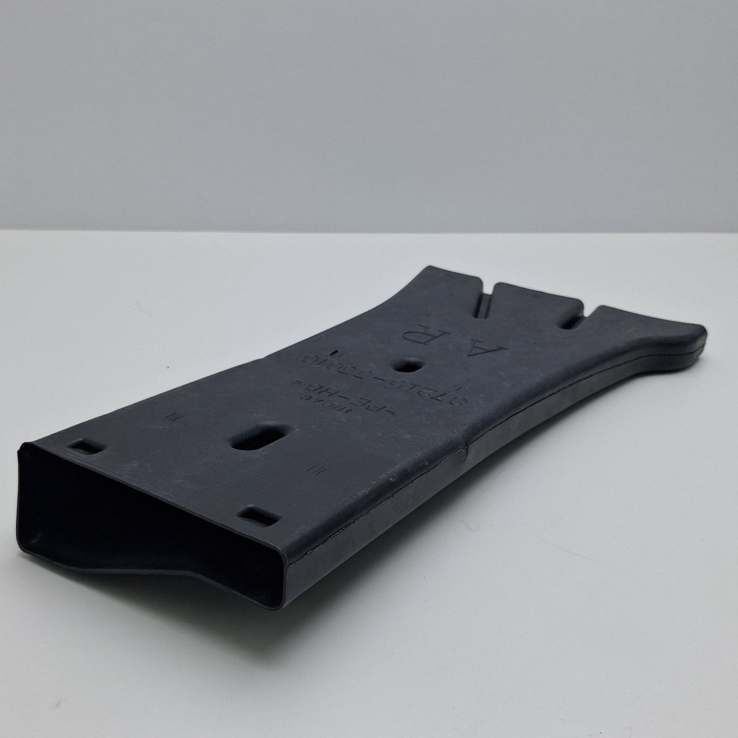 2007-2011 Toyota Camry Rear RH Air Duct Guide 8721533010