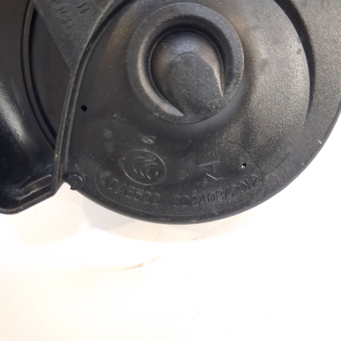 2011 Mercedes-Benz E-Class Low Tone Pitch Horn A046522