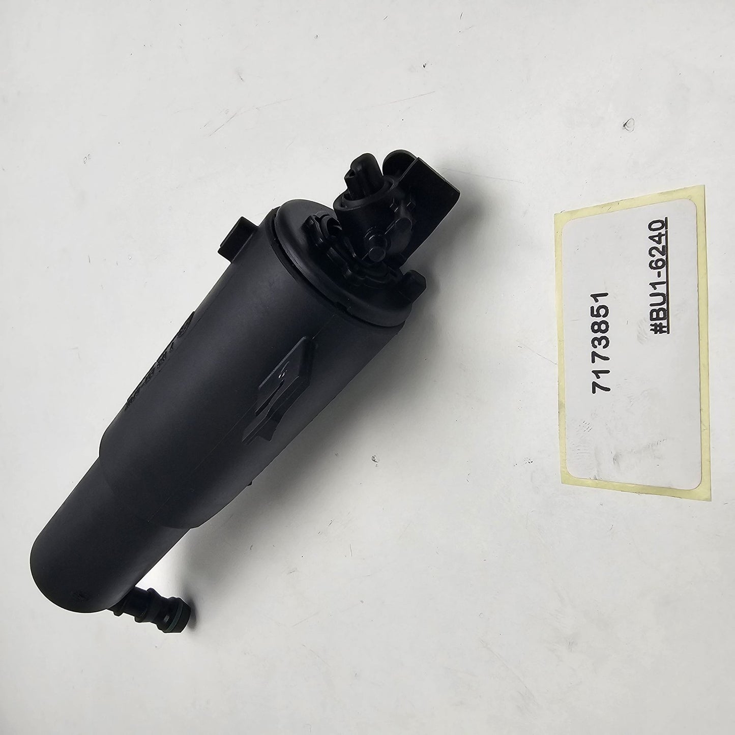 2007-2013 BMW X5 Headlight Washer Nozzle Left 7173851