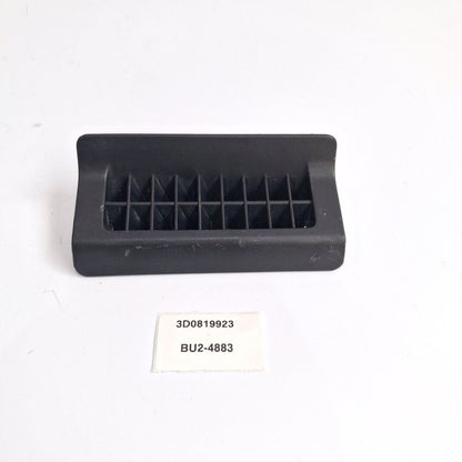 2004-2006 Volkswagen Phaeton Foot Well Air Vent 3D0819923