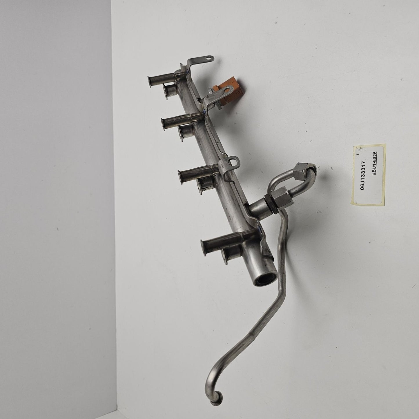 2008-2018 Audi Q5 Fuel Rail 06J133317