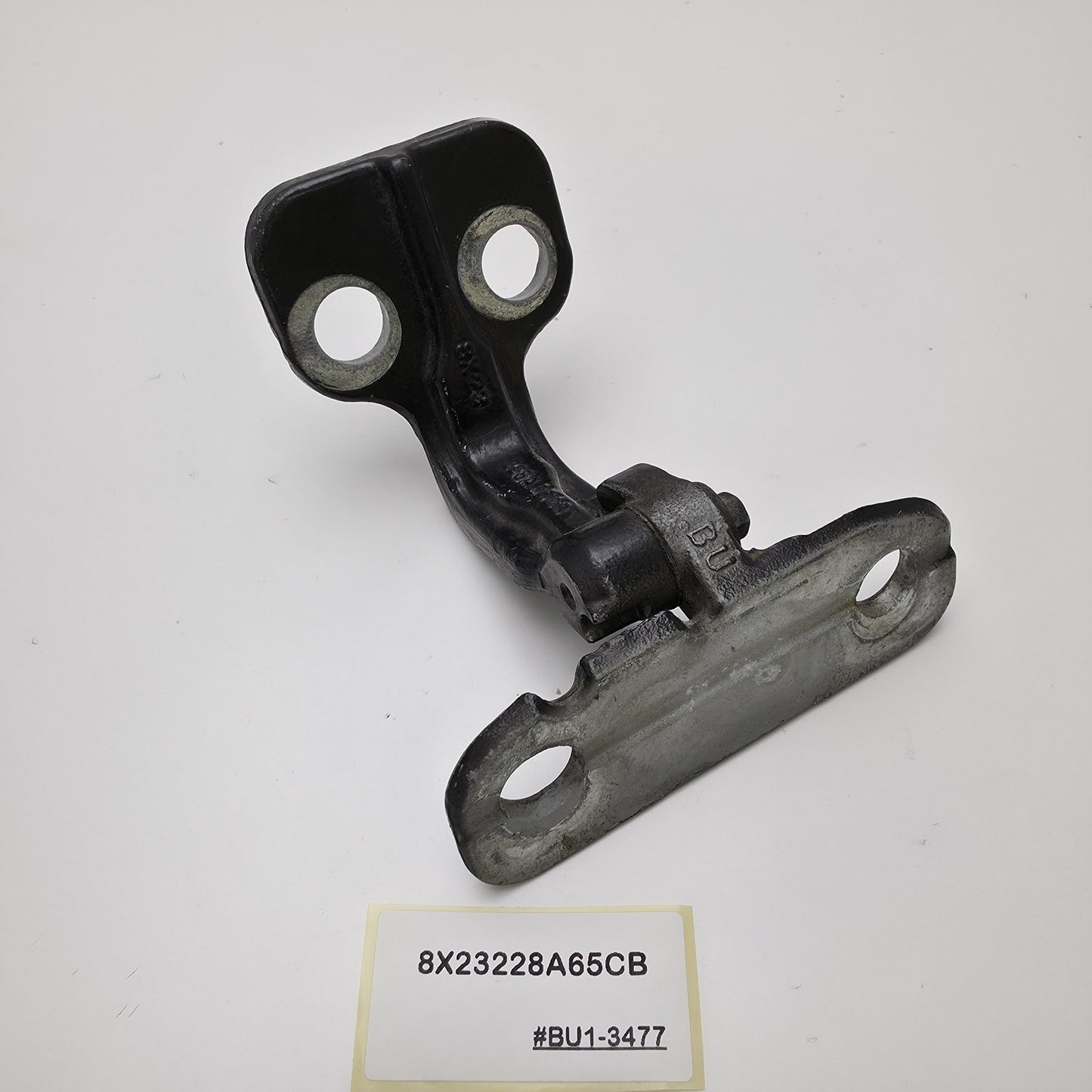2009-2015 Jaguar XF Door Hinge 8X23228A65CB