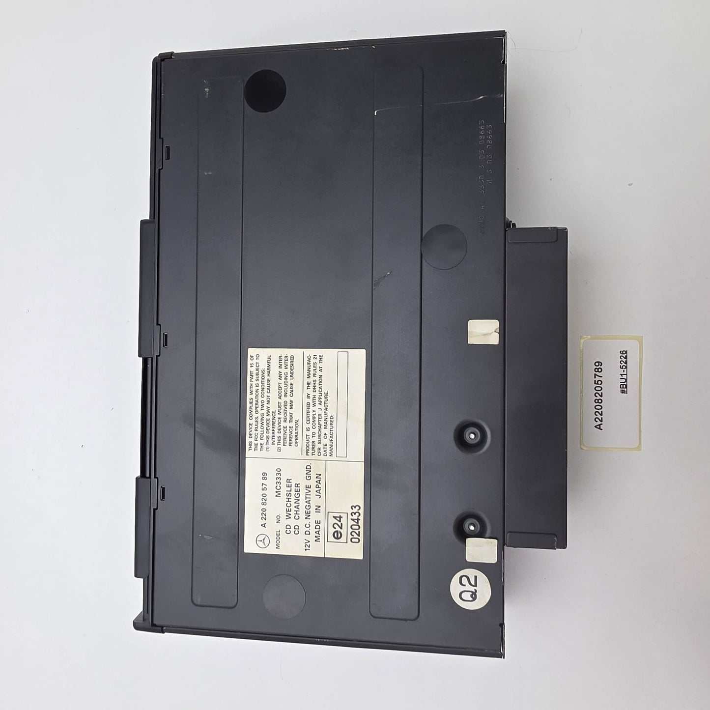 2001-2012 Mercedes-Benz SL CD Changer A2208205789