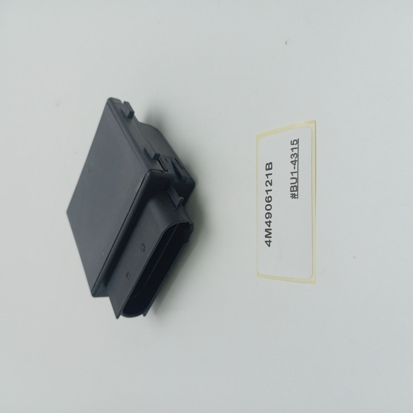2020-2025 Audi RS6 Fuel Pump Driver Module 4M4906121B