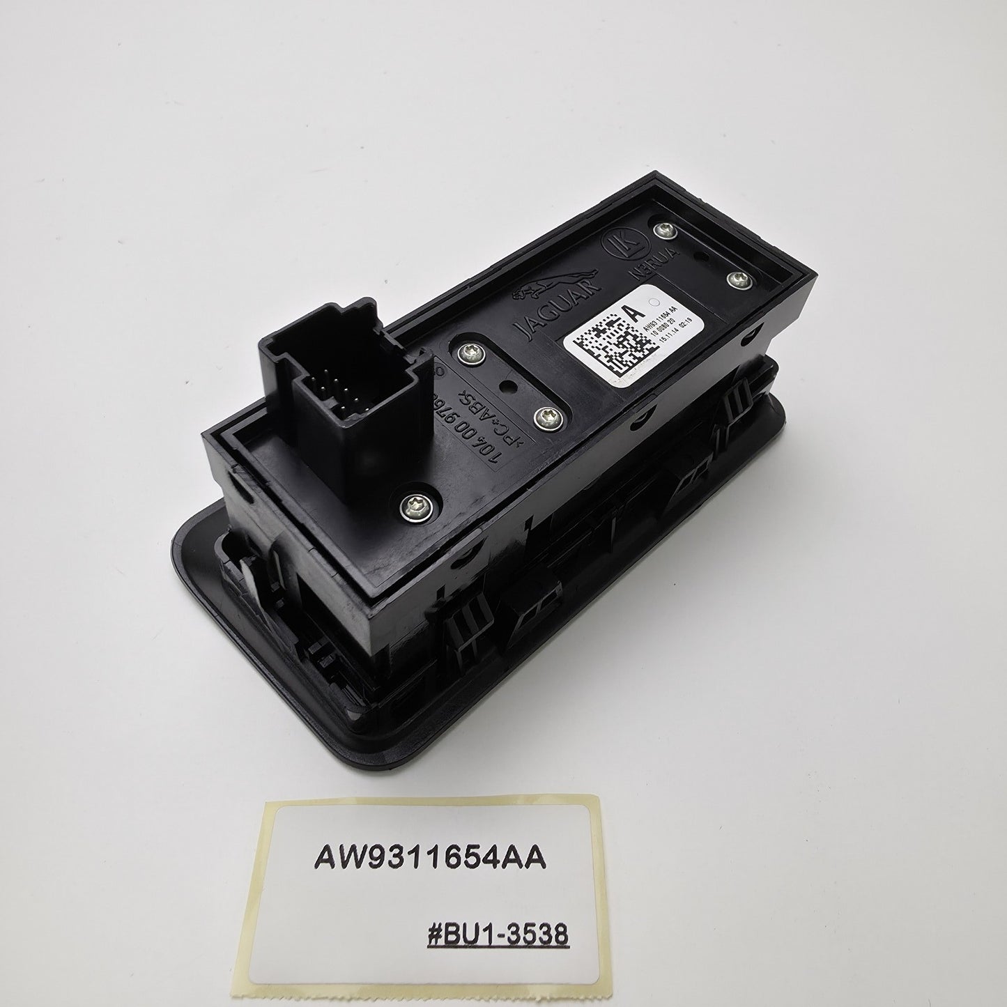 2010-2015 Jaguar XJ FOG LIGHT TRUNK DIMMER SWITCH AW9311654AA