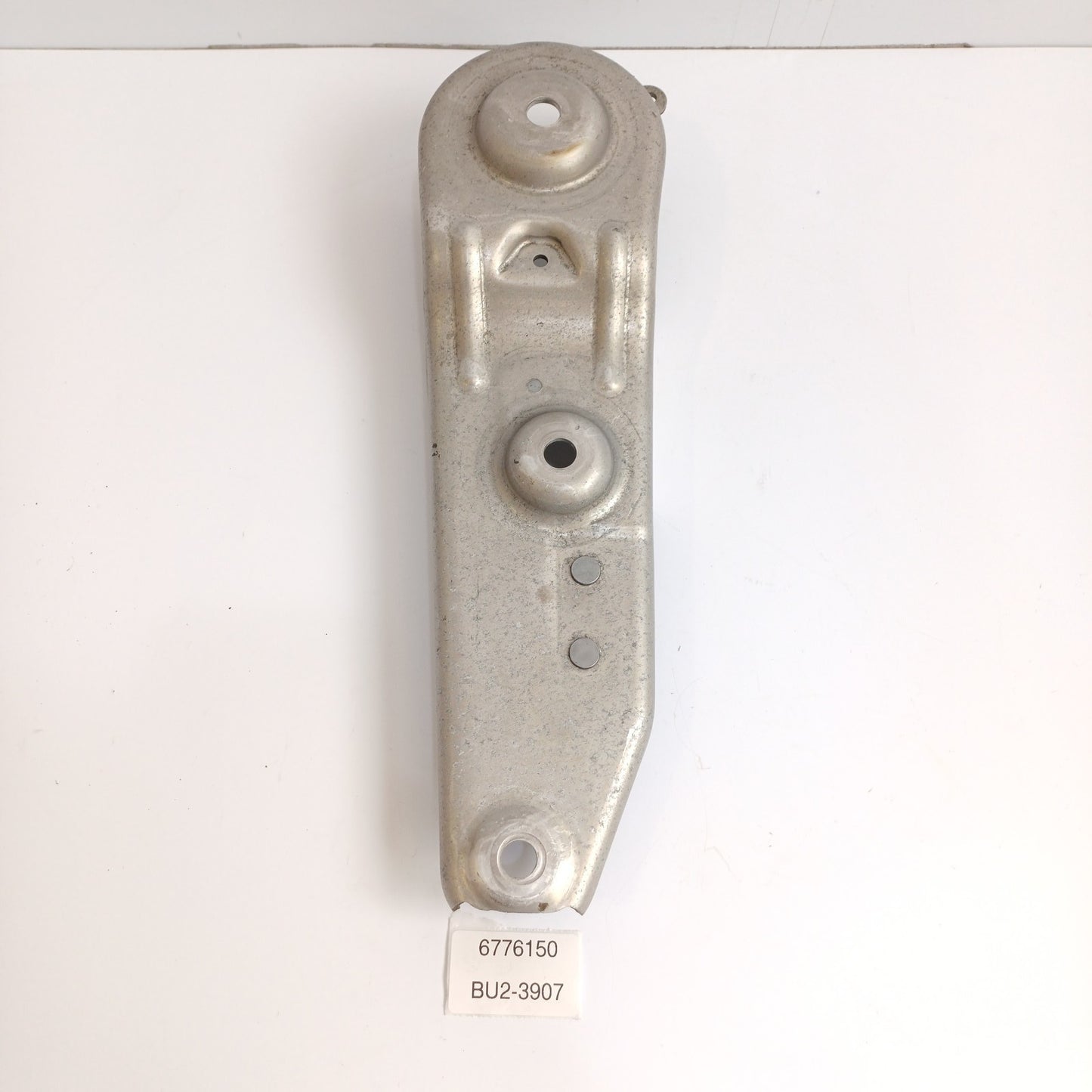 2011-2016 BMW F11 Rear Right Subframe Bracket 6776150