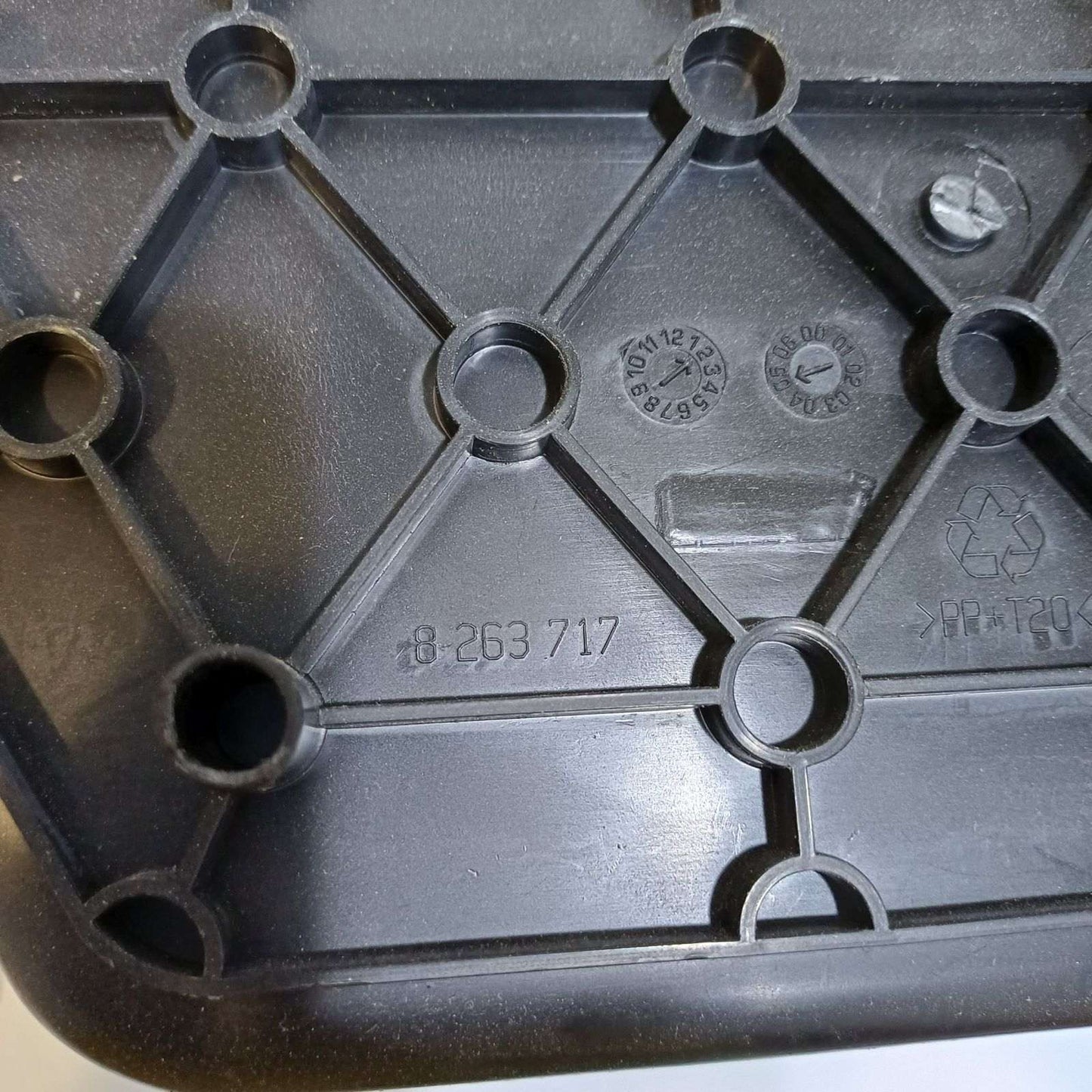 2003-2012 Land Rover Range Rover Rear Storage Tray-Trunk 8263717