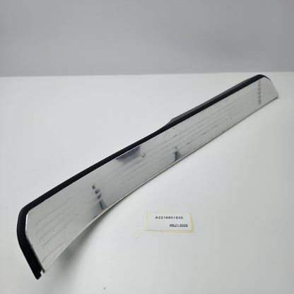 2005-2013 Mercedes-Benz W221 Rear Right Door Entrance Cover Rail A2216801835
