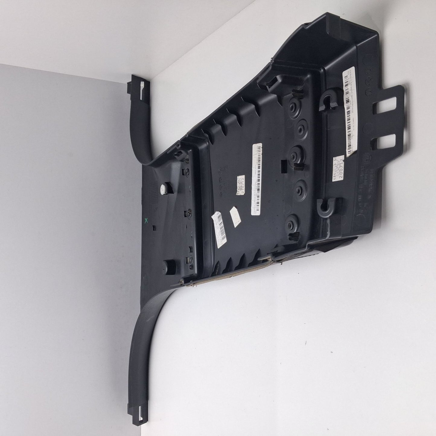 2010-2018 BMW 6 B Pillar Trim 105079511C