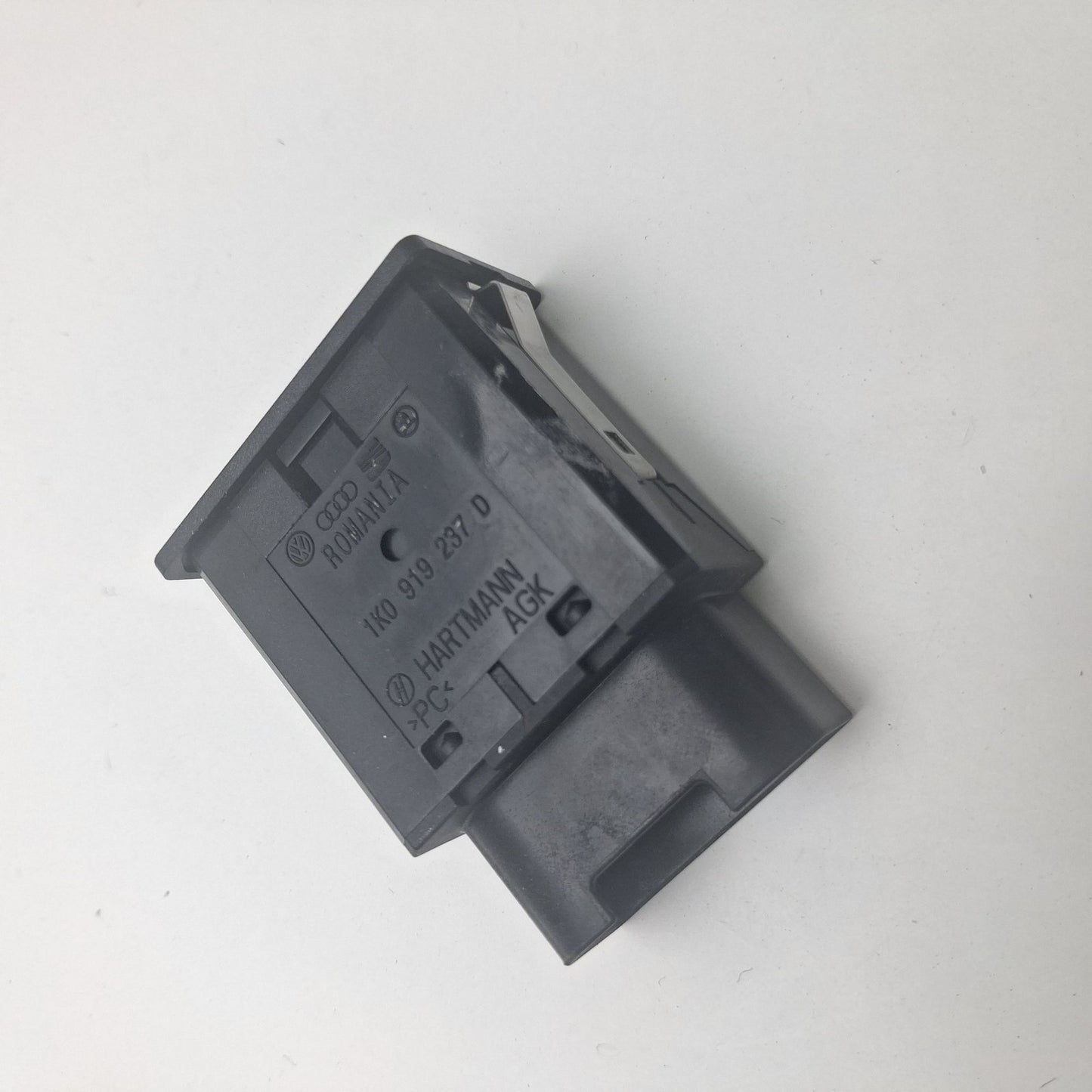 2004-2009 Volkswagen Golf Under Dash Trim For Headlight Switch 1K2858366
