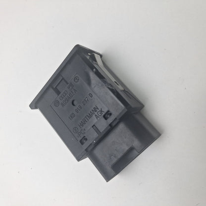 2004-2009 Volkswagen Golf Under Dash Trim For Headlight Switch 1K2858366