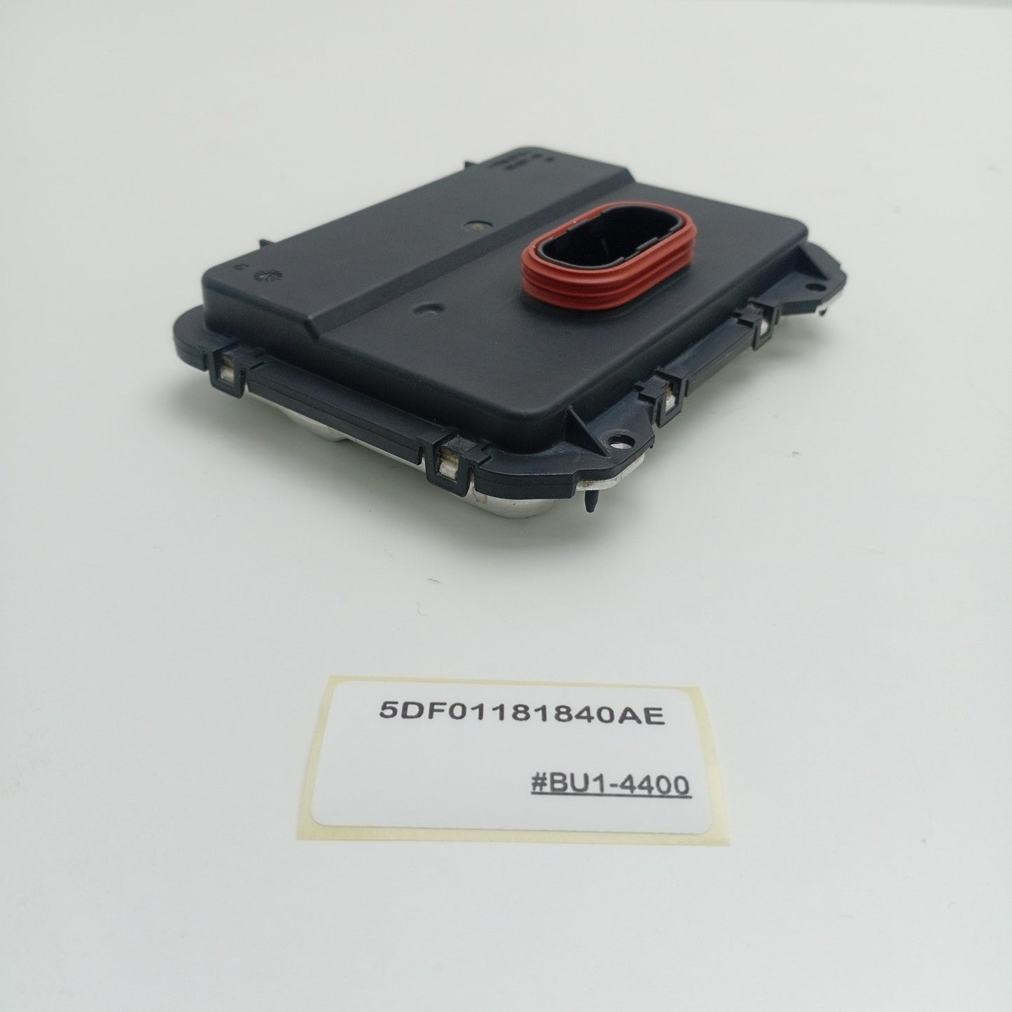 2016-2019 Jaguar XE Headlight LED Control Unit 5DF01181840AE