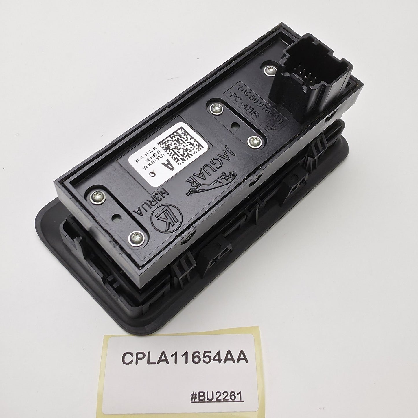 2005-2009 Land Rover LR3 Tailgate Release Trunk Boot Opener Switch CPLA11654AA