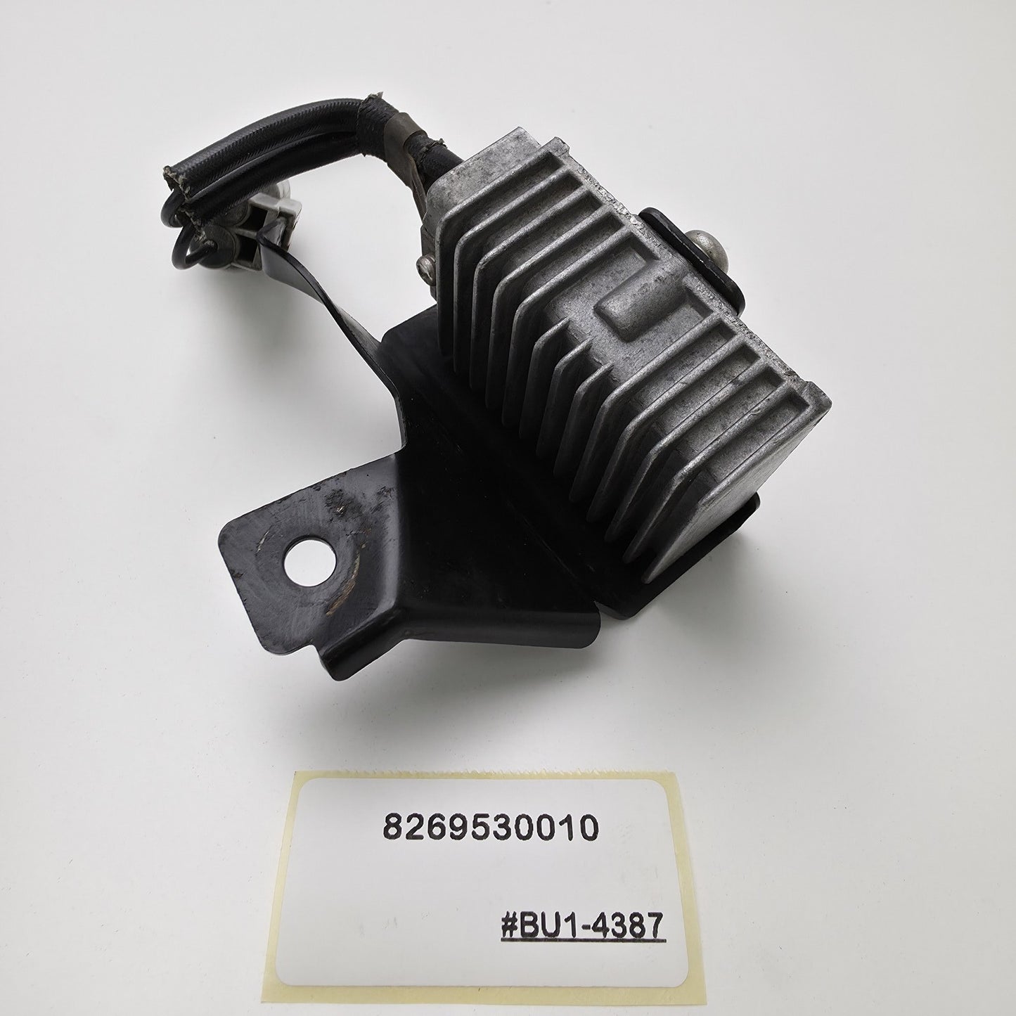 1998-2005 Lexus GS300 DAYTIME RUNNING LIGHT RESISTOR 8269530010