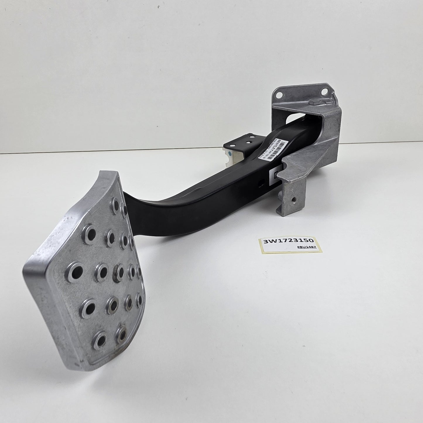 2006-2018 Bentley Continental GTC Brake Pedal 3W1723150