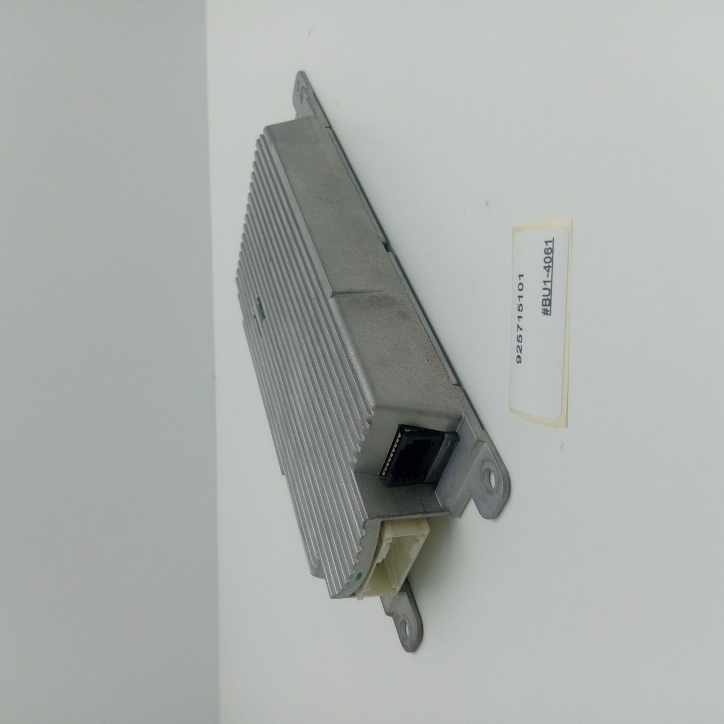2010-2016 BMW F10 BLUETOOTH CONTROL MODULE 925715101