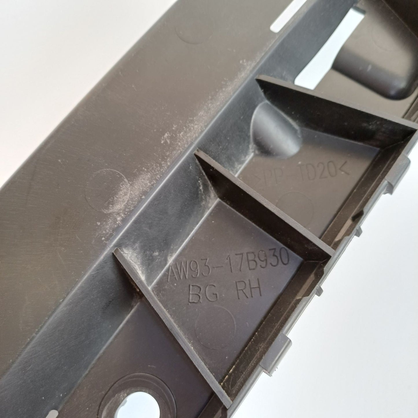 2010-2019 Jaguar XJ Rear Bumper Mounting Bracket AW9317B930