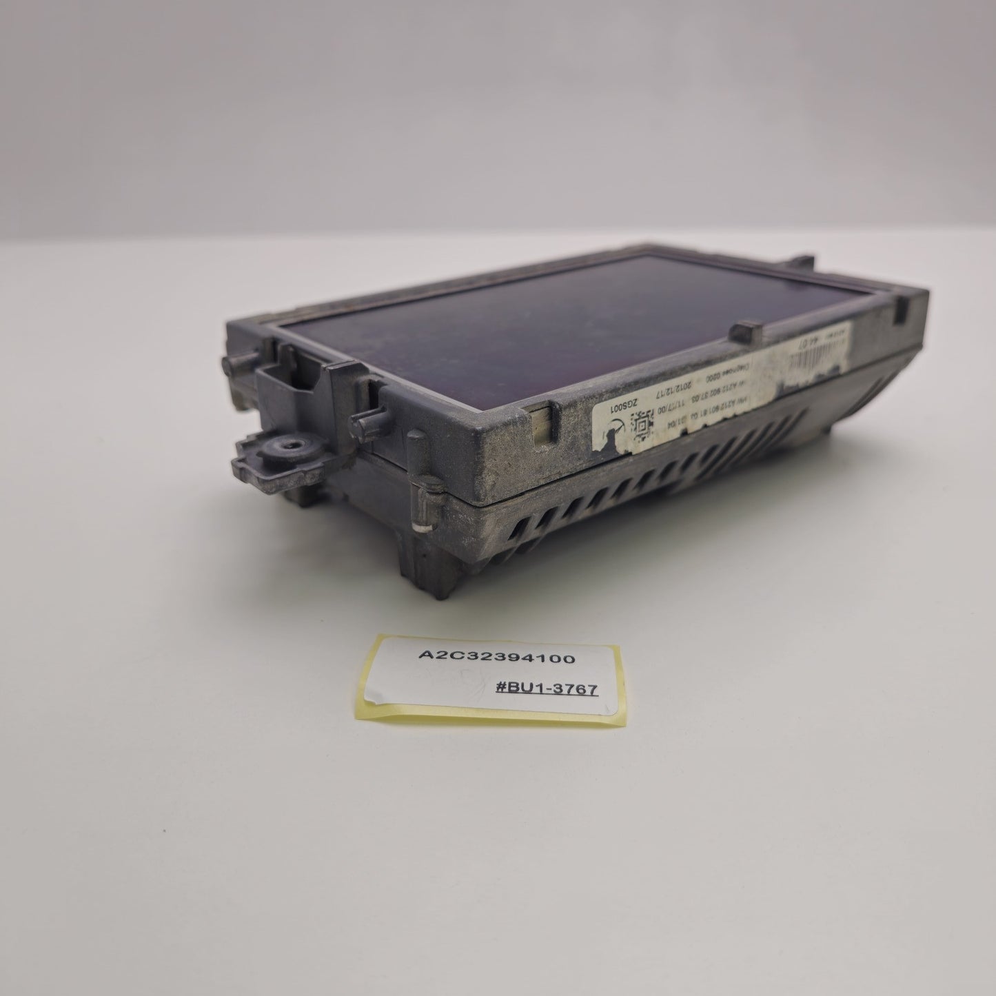 2012-2014 Mercedes-Benz CLS Information Display Screen A2C32394100